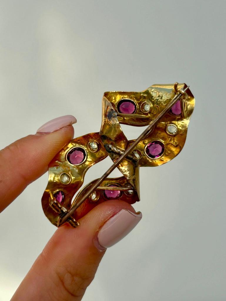 Large Antique Yellow Gold Amethyst and Topaz Bar Brooch - Image 4 of 4