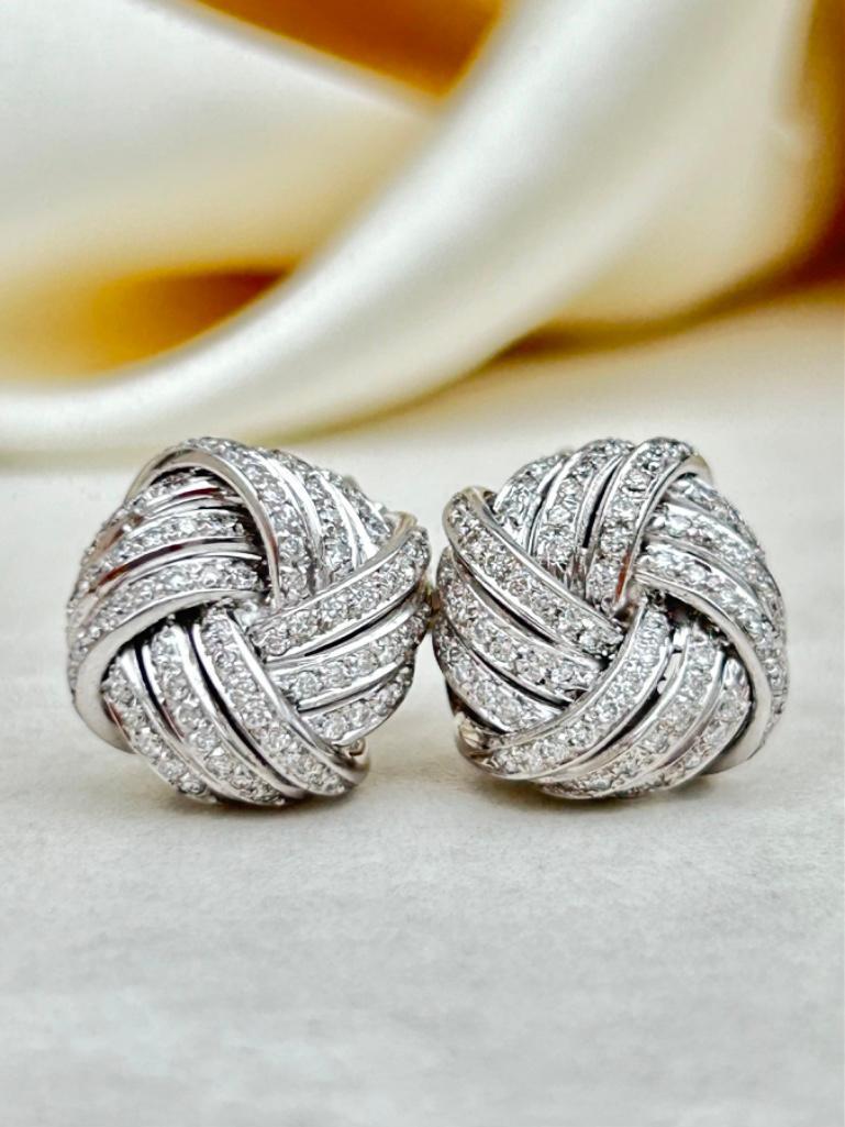 Outstanding 18ct White Gold Large Diamond Swirl Earrings