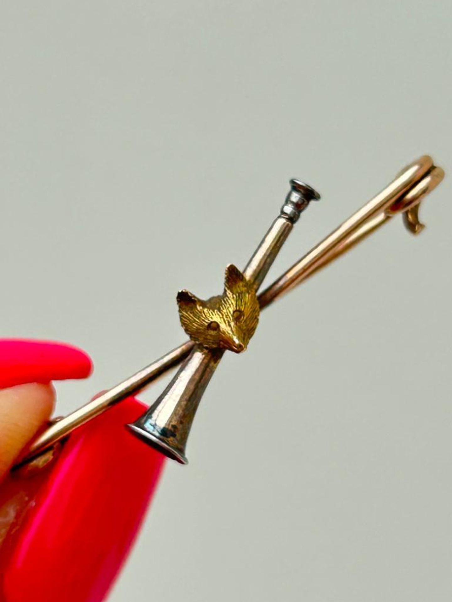 Sweet Fox Safety Pin Brooch in Gold