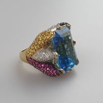 Skurriler „London Blue“ -Topas-Goldring - Gelbgold 750/000 (18K), gestempelt, besetzt mit einem seh