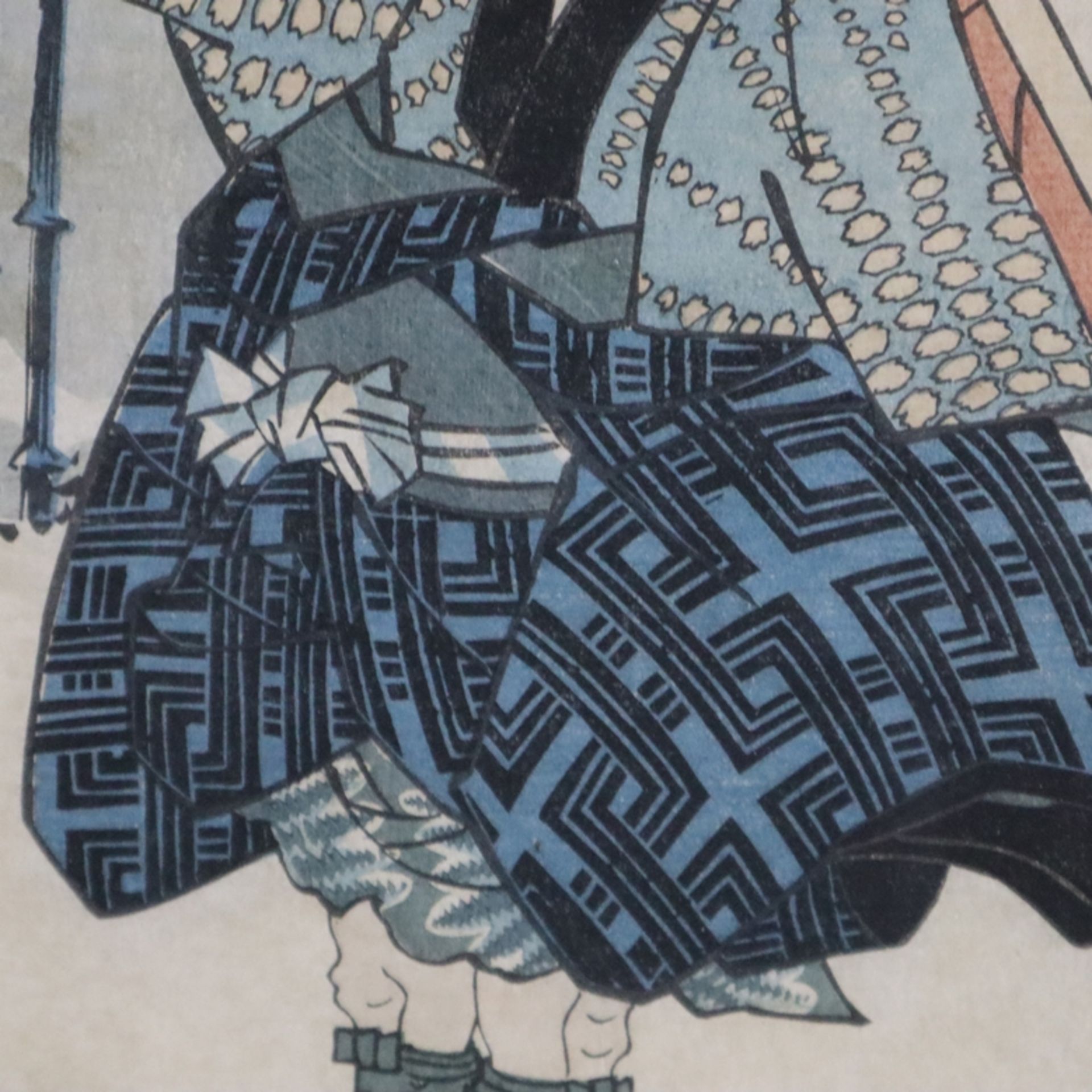 Utagawa Kunisada (=Toyokuni III., 1786-1865) - Kabuki-Darsteller vor der Kulisse eines Bambushains, - Image 5 of 9