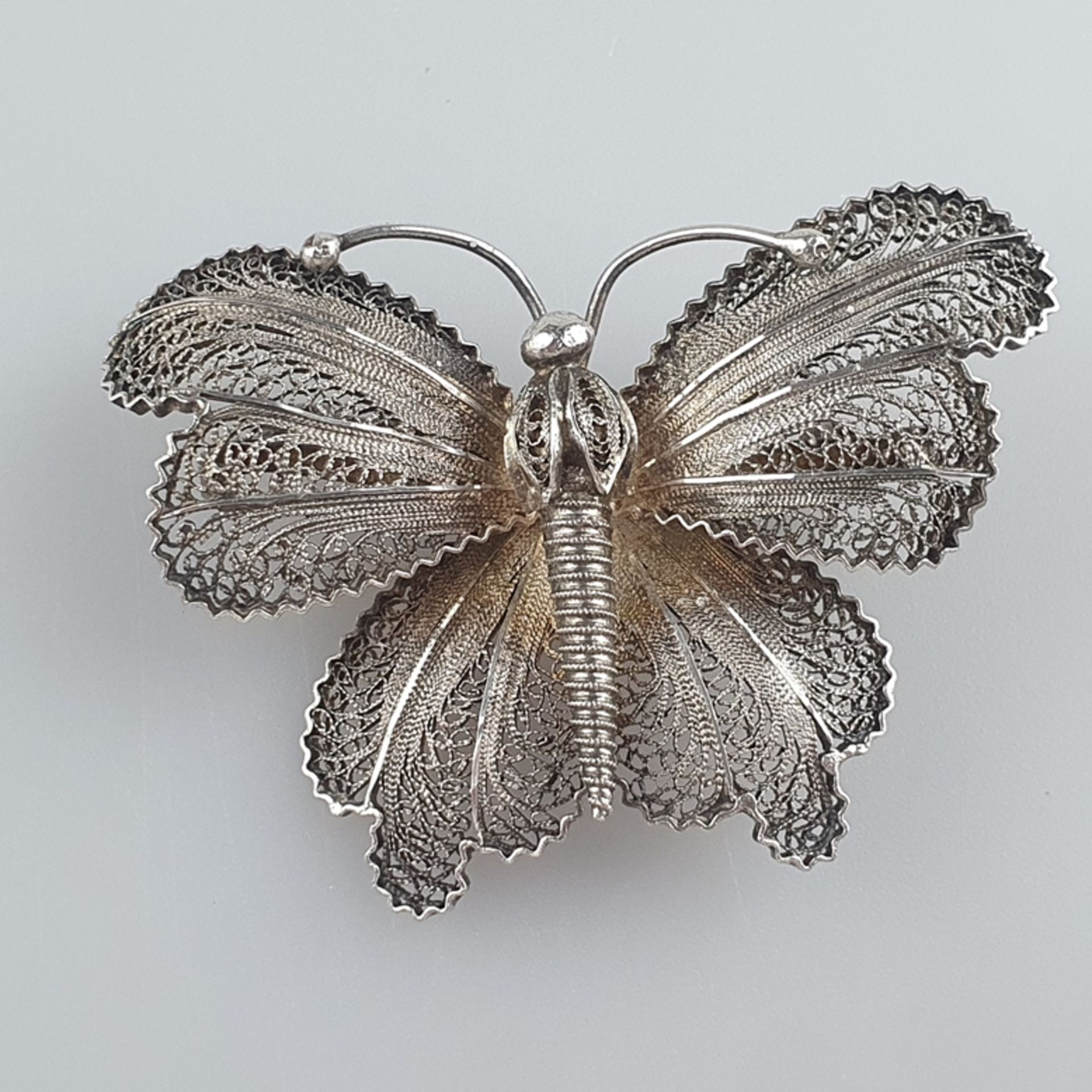 Vintage-Schmetterlingsbrosche - filigrane Ajourarbeit aus Silberdraht, ca. 3,7x 5,2 cm, Gewicht ca. - Bild 3 aus 4
