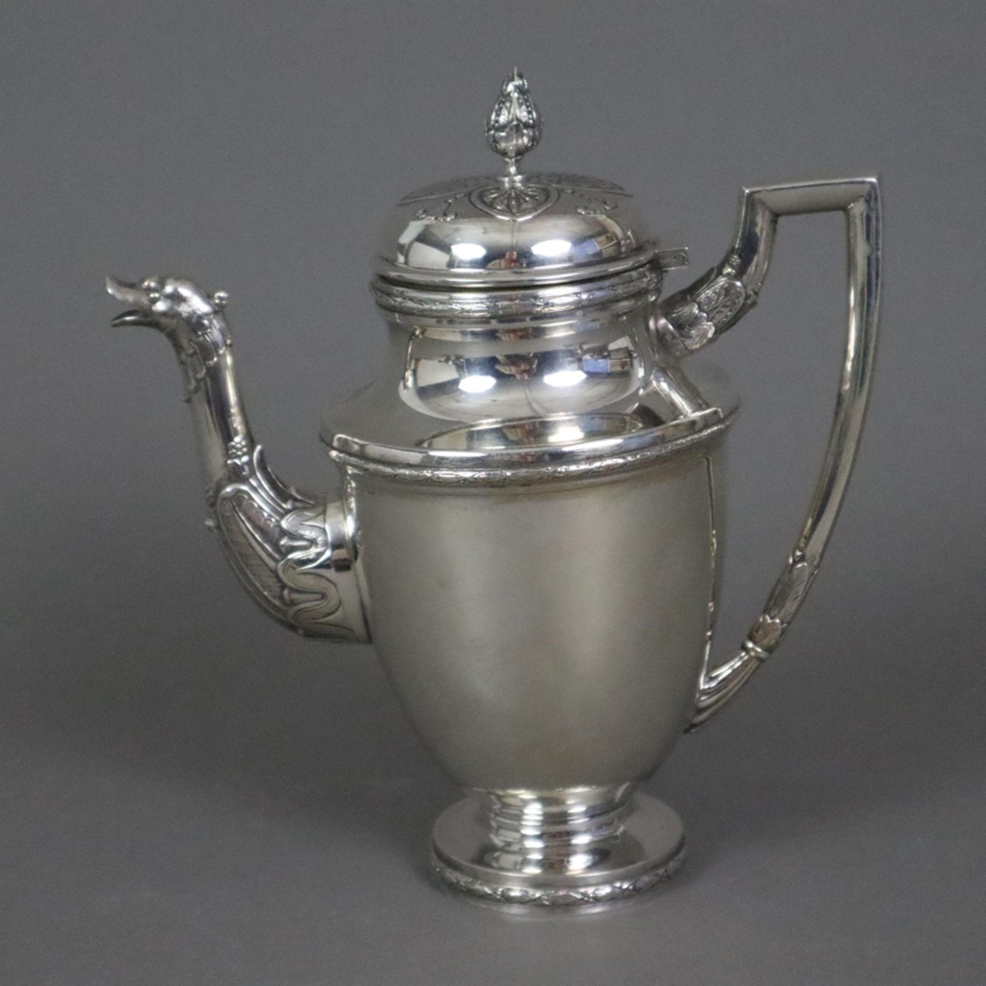Kaffee-/Teekern - 915er Silber, Oriol, Spanien, nach 1934, Empire-Form mit Reliefdekor, geometrisch - Bild 2 aus 11