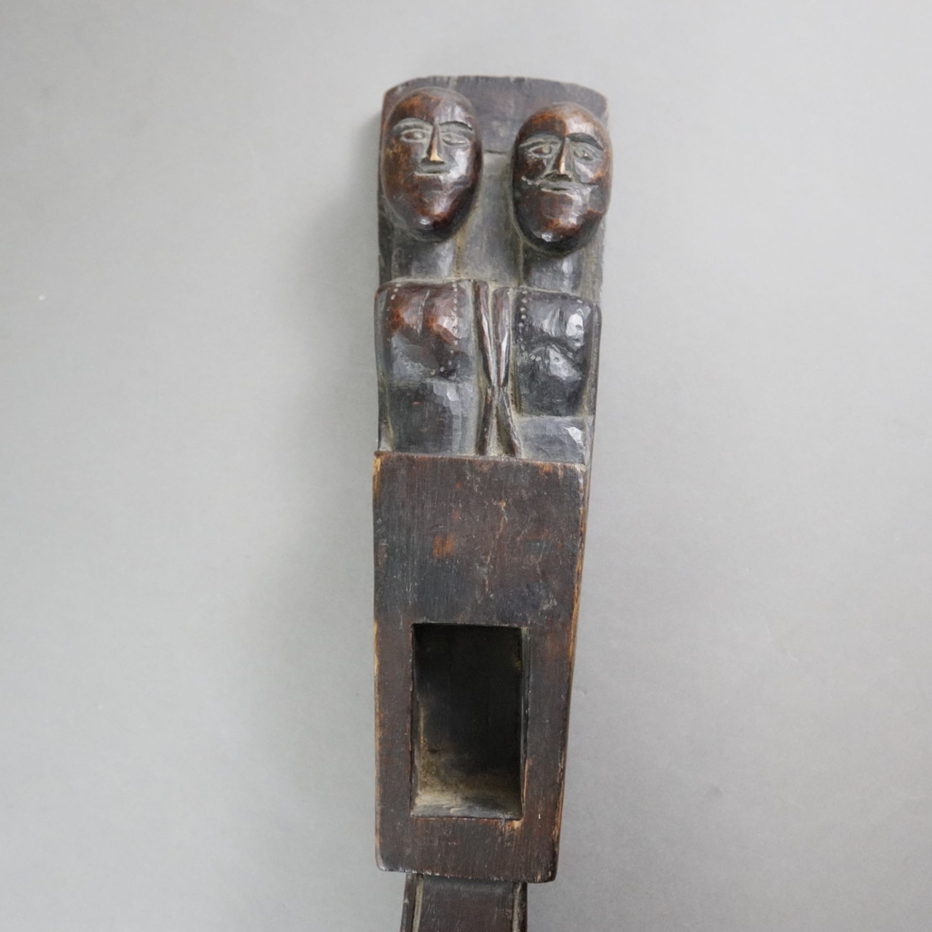 Zwei Kurzhalslauten "Dhodro Banam" - wohl Nord-Indien, um 1900 / frühes 20.Jh., Holz, geschnitzt, d - Image 7 of 11