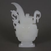 Jade-Schnabelkanne/-Weingefäß - China, Ziergefäß aus weißem Jadestein von überaus klarem Farbton, s