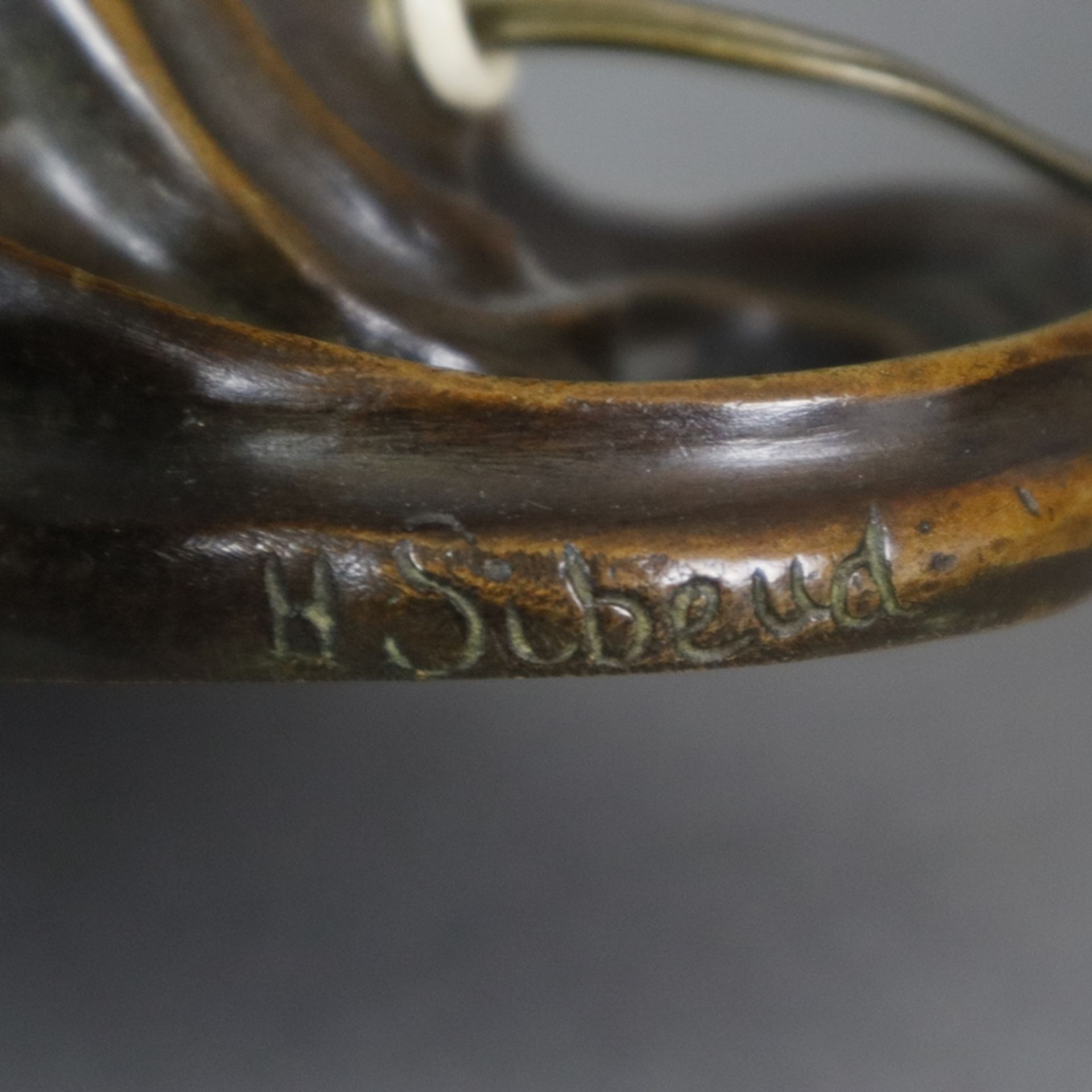Jugendstil-Tischlampe - um 1900/10, Sockel signiert "H. Sibeud" für Hélène Sibeud (XIX-XX), Bronze, - Image 12 of 13