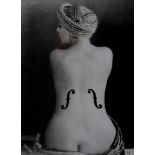 Man Ray (1890 Philadelphia -1976 Paris) - "Violin d'Ingres", Offsetdruck, im Druck signiert und dat