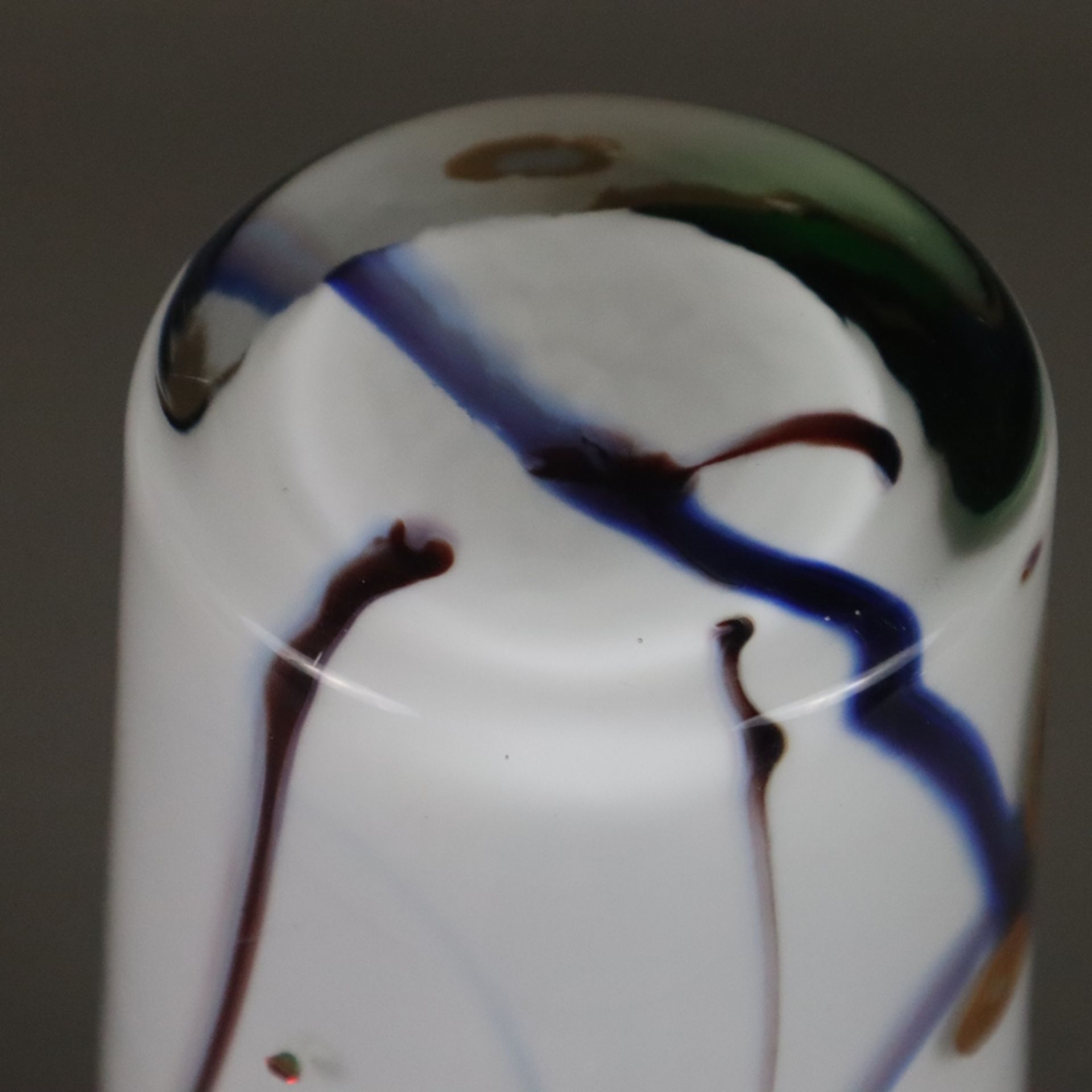 Glasvase mit Klimt-Motiven - nach unten konisch zulaufende Schultervase mit leicht ausgestellter Mü - Bild 10 aus 13