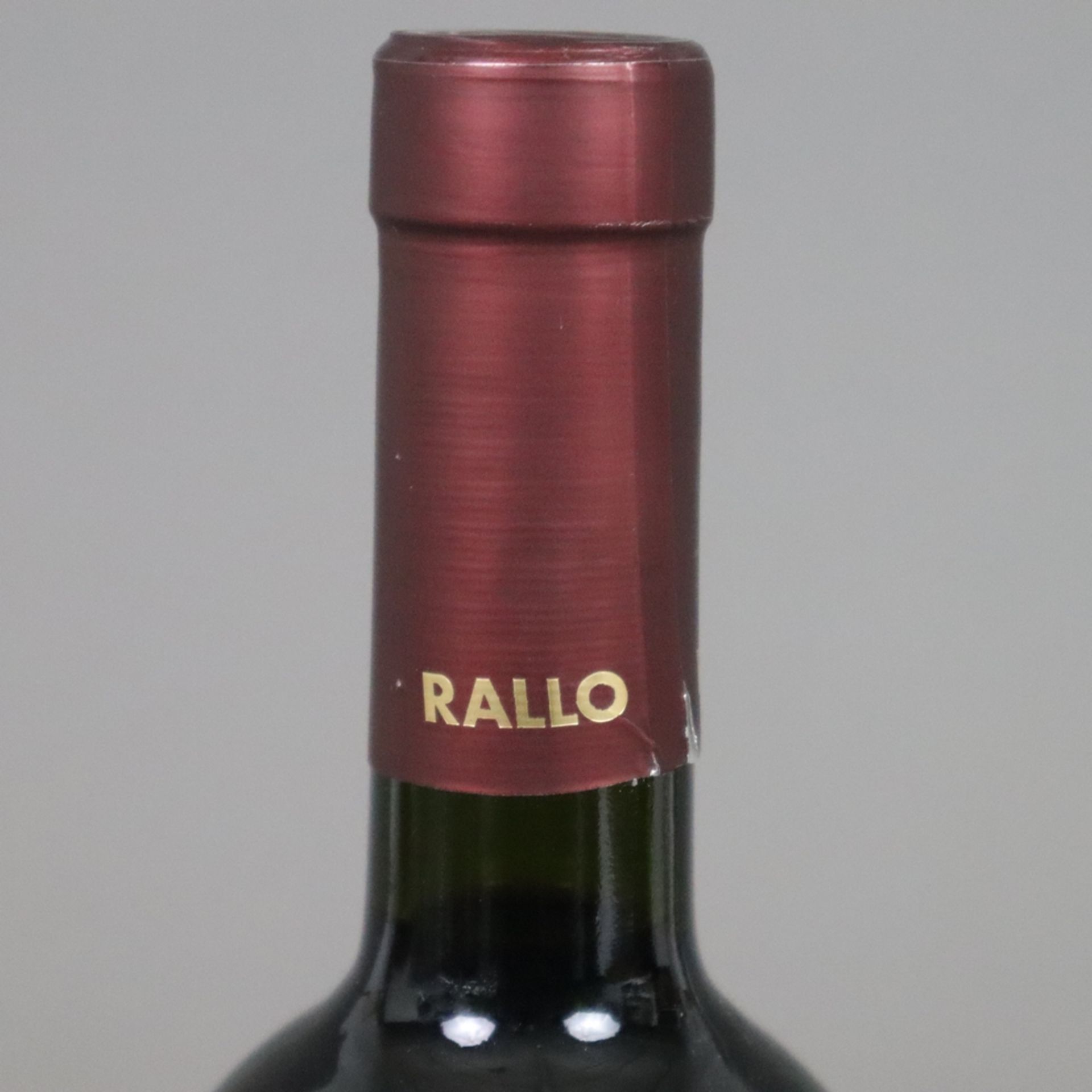 Weinkonvolut - 2 Flaschen 2007 Rallo Vesco Rosso Nero d'Avola /Cabernet Sauvignon Sicilia IG, Itali - Bild 3 aus 5