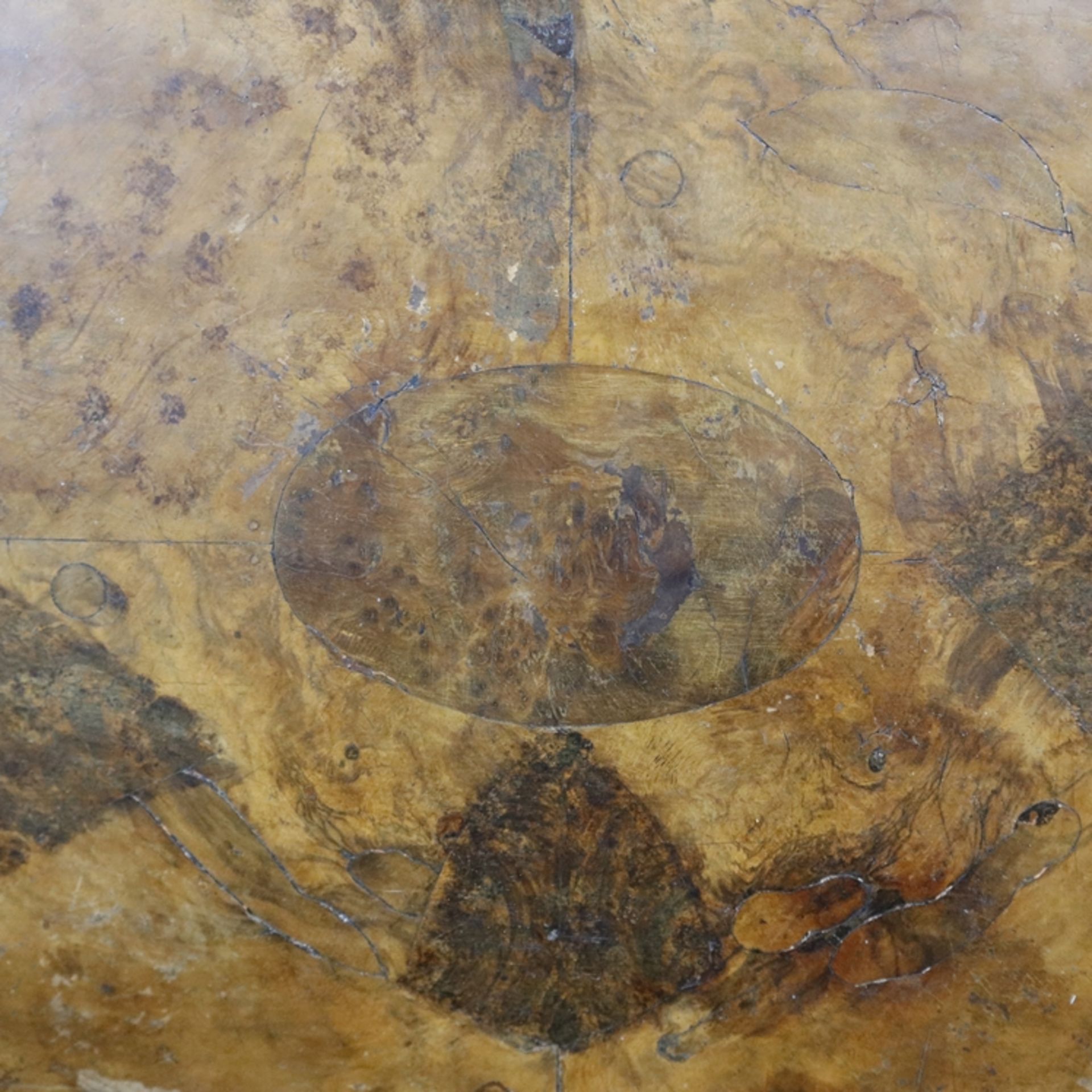 Beistelltisch - 2. Hälfte 19. Jh., Nussbaumholz, viereckige Platte mit Wurzelholz furniert, Platte  - Bild 10 aus 11