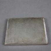 Zigarettenetui - Silber 835/000, gestempelt, guillochiert, innen mit Besitzer-Monogramm „ML“, ca. 7