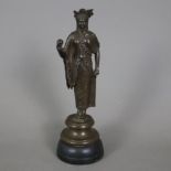 Figurine einer antiken Priesterin - Bronze, braun patiniert, antikisierende Frauenfigur mit Diadem,