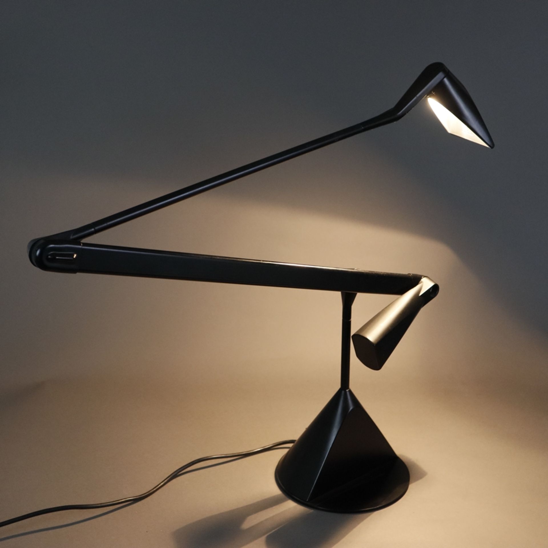 Schreibtischlampe "Zelig" - Entwurf: Walter Monici (1980er Jahre), Ausführung: Lumina, Mailand, sch - Image 3 of 10