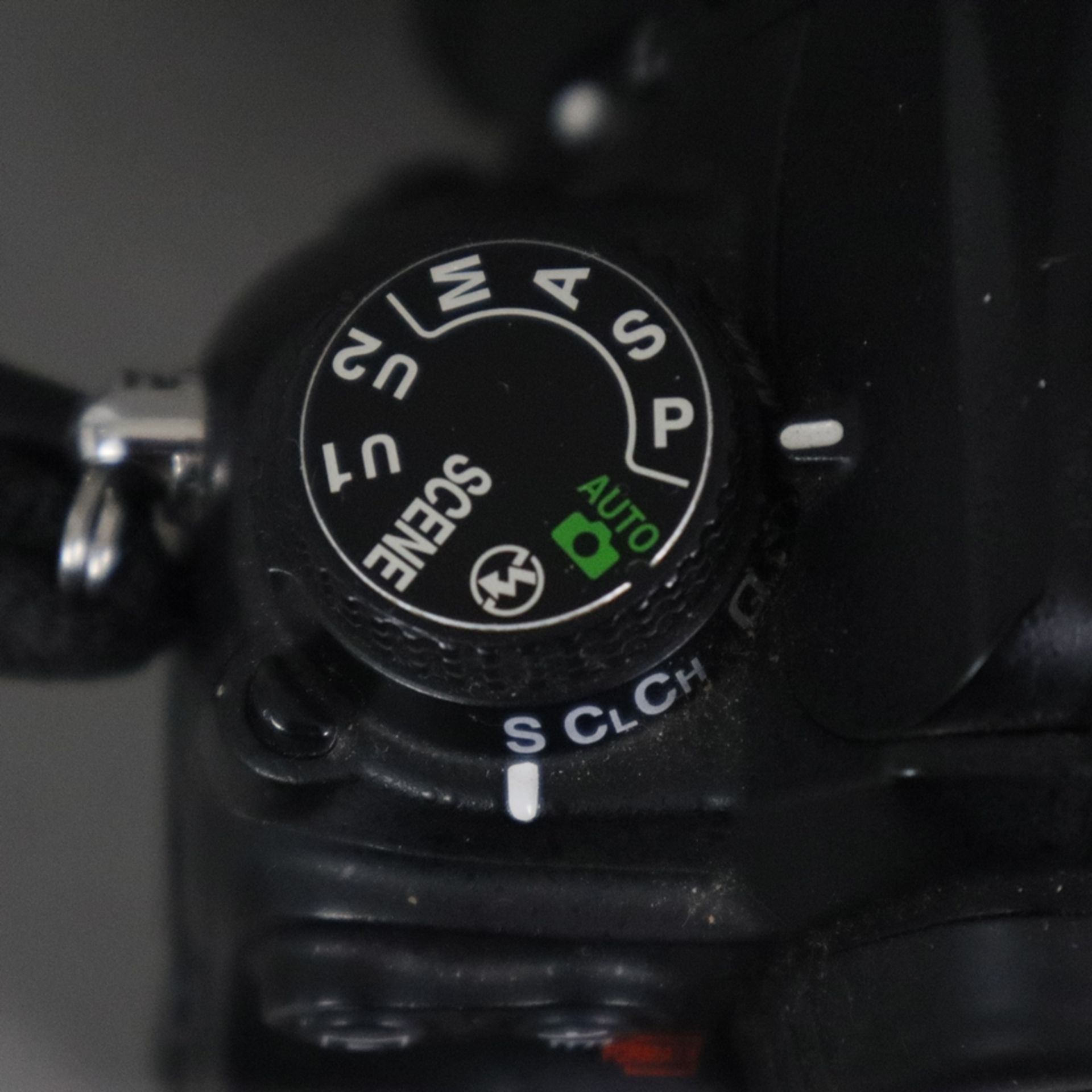 Nikon D7000 SLR-Digitalkamera - 16 Megapixel, 39 AF-Punkte, LiveView, Full-HD-Video, mit Objektiven - Bild 6 aus 11