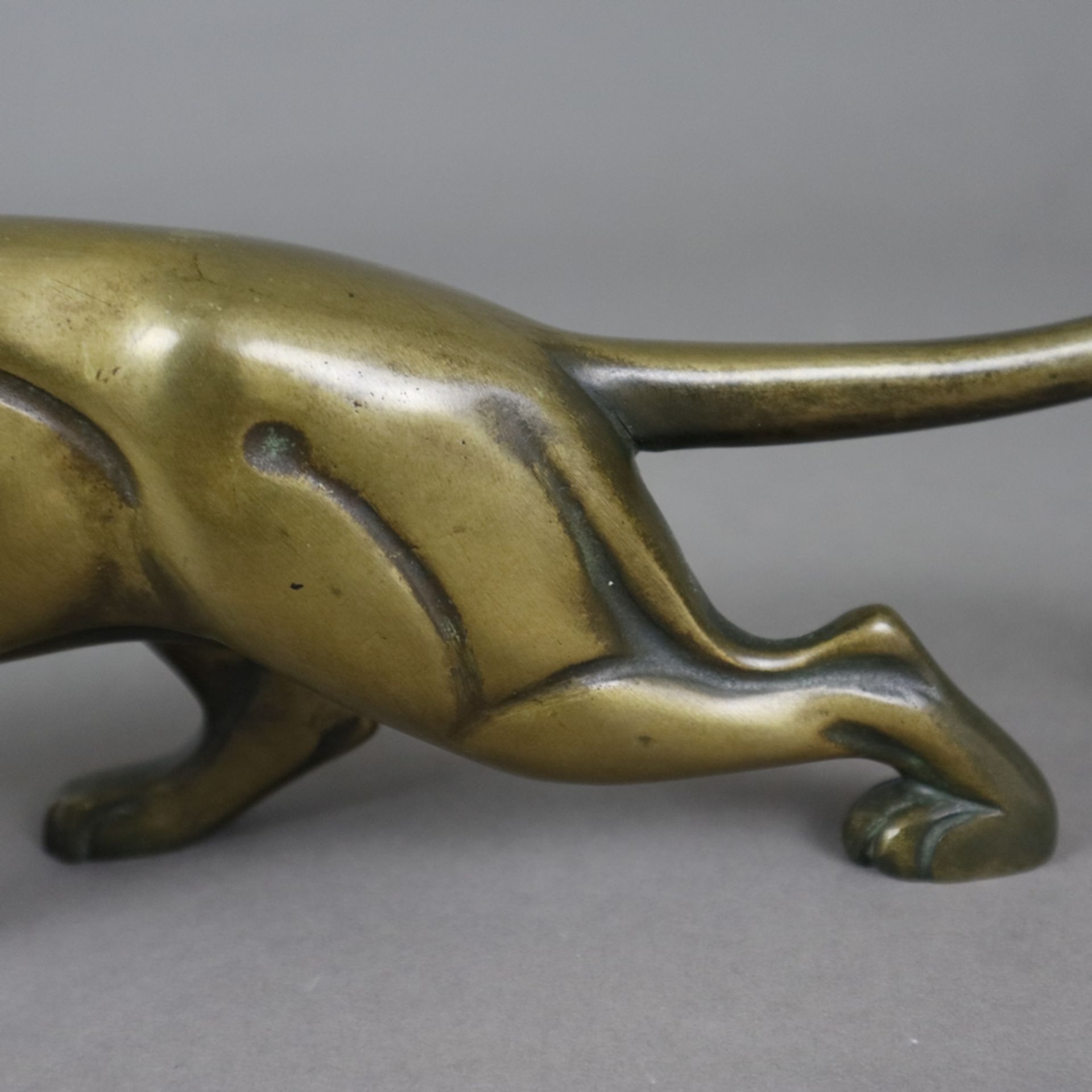 Art Déco Tierfigur "Panther" - Bronze, stilisierte Darstellung eines schleichenden Panthers, undeut - Image 5 of 7