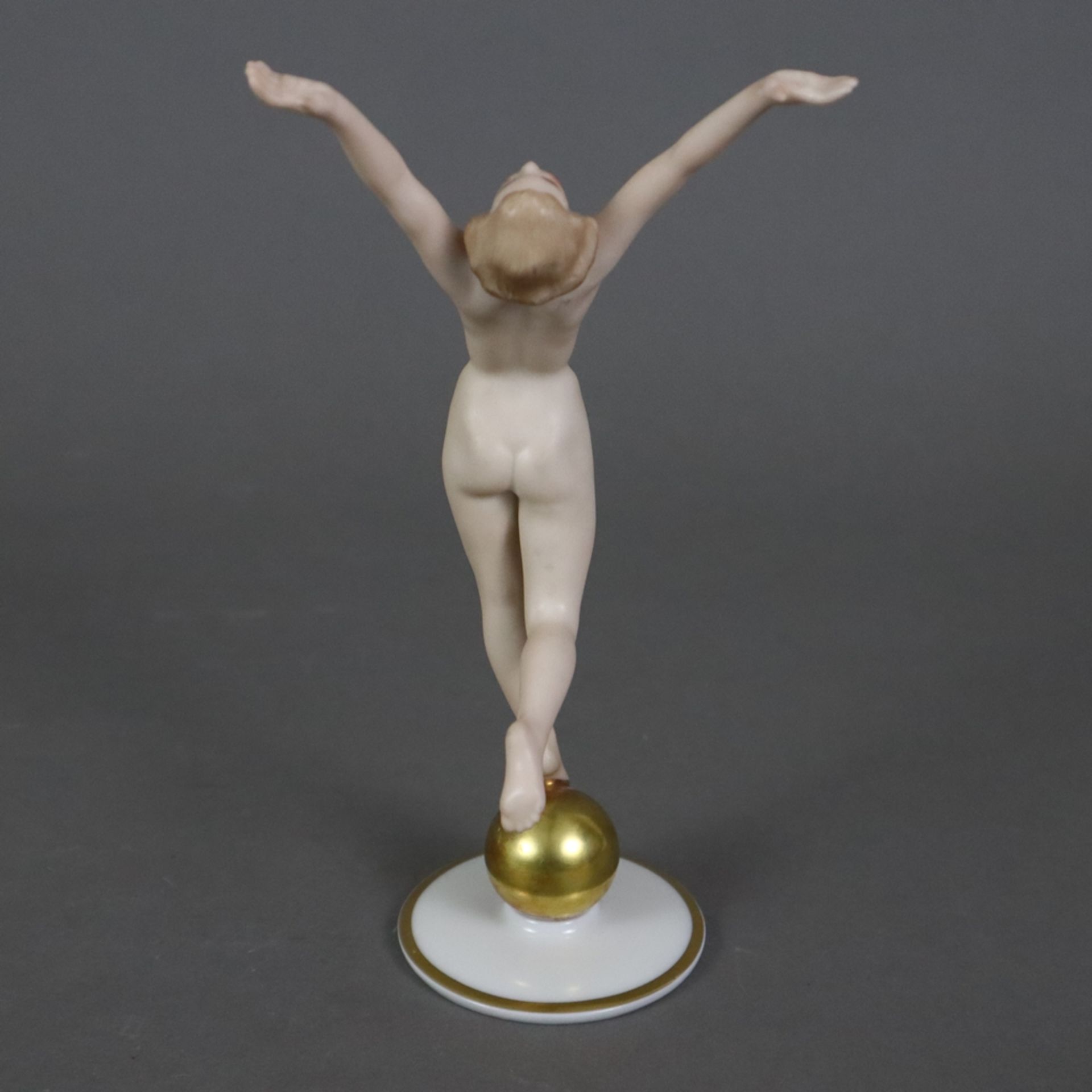 Porzellanfigur "Sonnenkind" - Porzellanmanufaktur Lorenz Hutschenreuther, Selb, Entwurf: Karl Tutte - Bild 7 aus 8