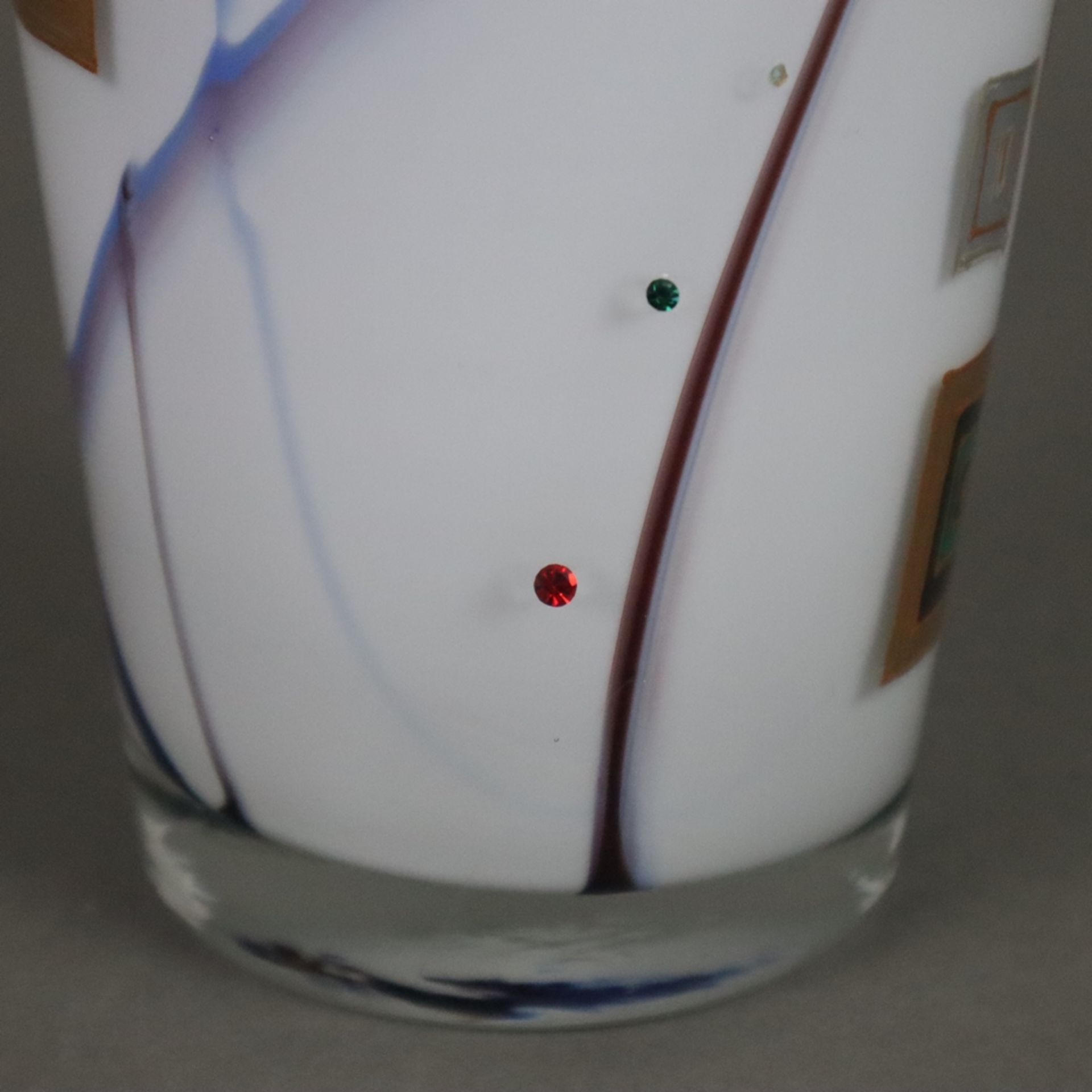 Glasvase mit Klimt-Motiven - nach unten konisch zulaufende Schultervase mit leicht ausgestellter Mü - Bild 9 aus 13