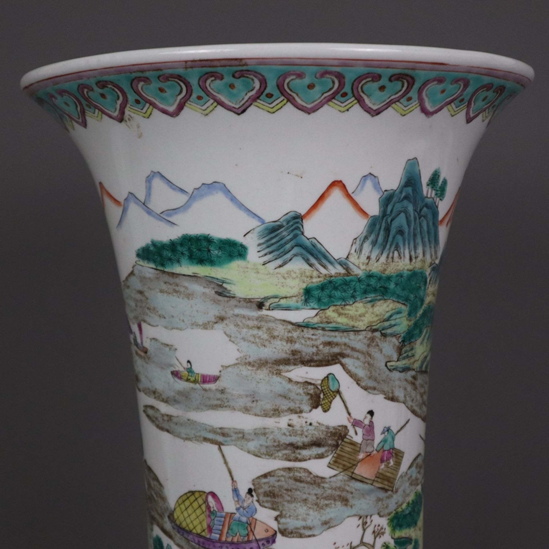 Große Gu-förmige Vase - Porzellan, Trompetenvase mit abgesetzter manschettenartiger Mittelzone und - Image 3 of 15