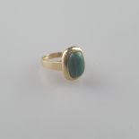 Goldring mit Malachit - Gelbgold 585/000 (14 K), gestempelt, Besatz mit ovalem Malachitcabochon, Ri