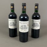 Weinkonvolut - 3 Flaschen 2006 Château de Lamarque, Haut-Médoc, France, 750 ml, Füllstand: Top Shou