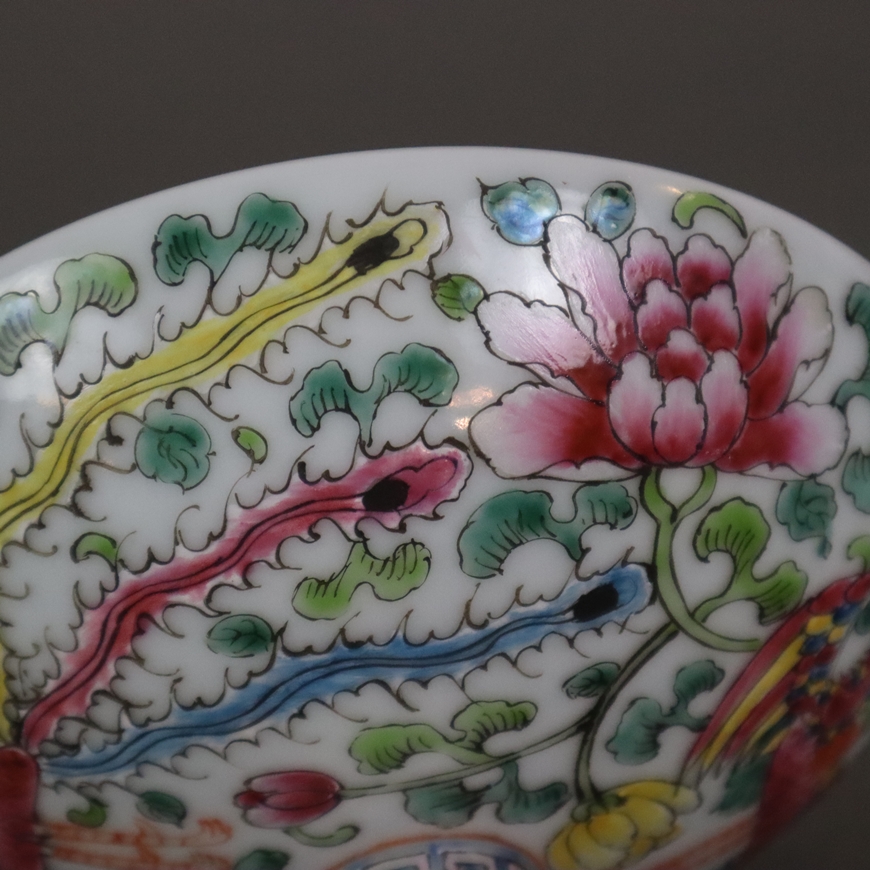 Fußschale - China, ausgehende Qing-Dynastie, Porzellan, moderat gemuldete Kuppa auf ausgestelltem H - Image 5 of 7
