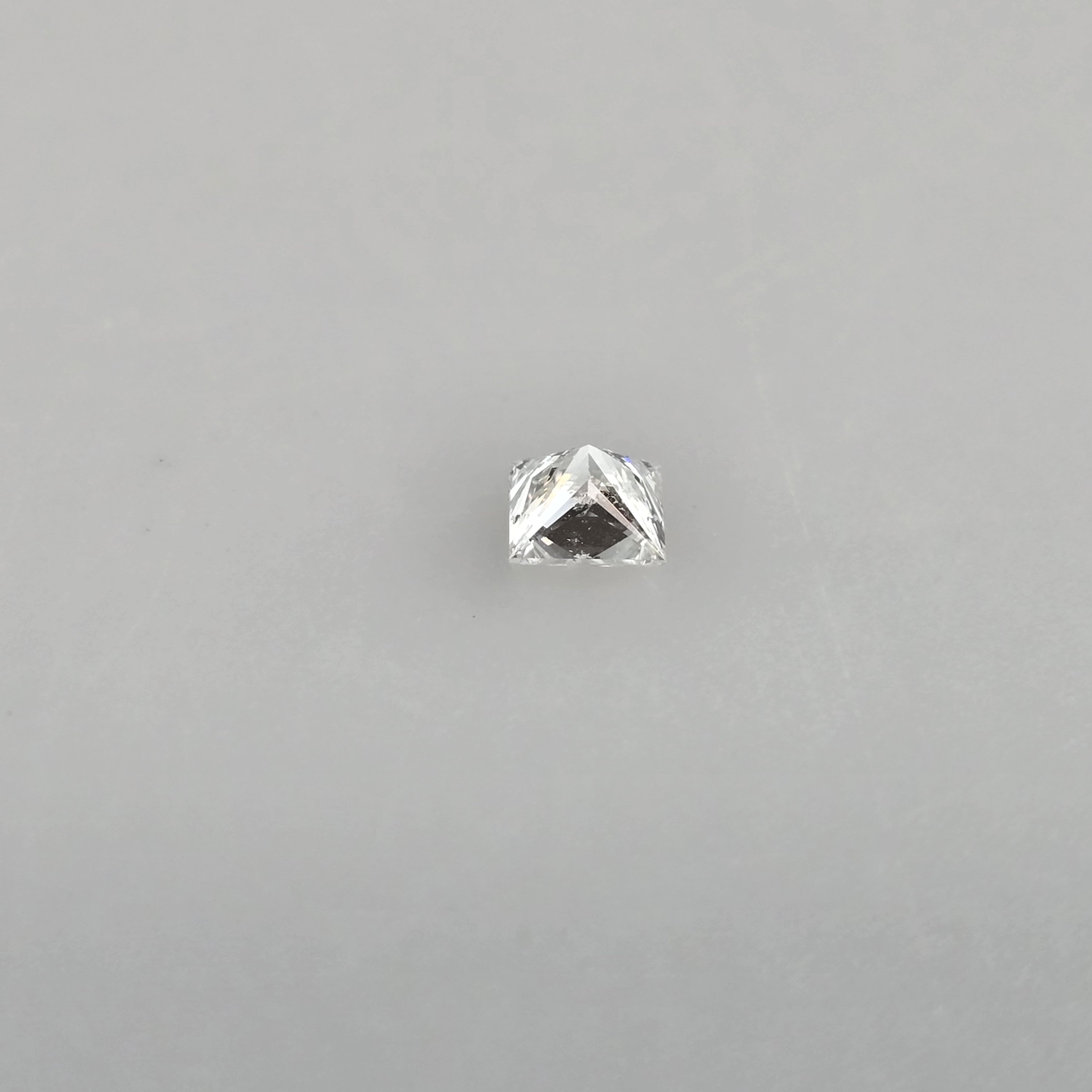 Loser natürlicher Diamant mit Lasersignatur - Gewicht 0,80 ct., Prinzessschliff, Farbe: G, Reinheit - Image 4 of 7