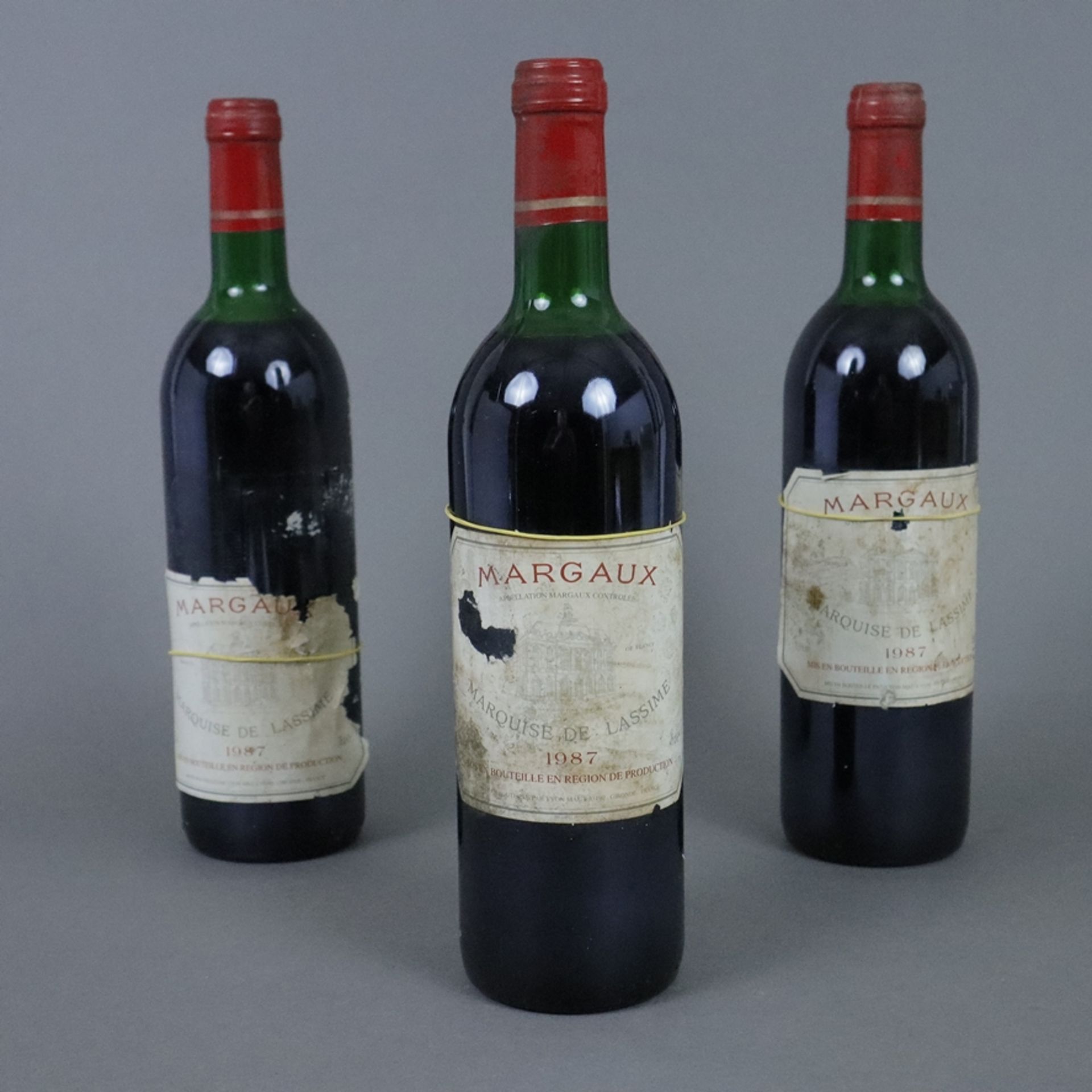 Weinkonvolut - 3 Flaschen 1987 Margaux, Marquise de Lassime, France, 75 cl, Füllstand: Top Shoulder