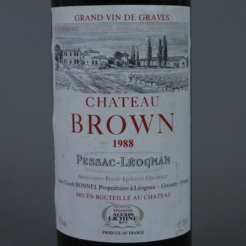 Wein - 1988 Château Brown Pessac-Leognan, France, 750 ml, Füllstand: Top Shoulder, Etikett verschmu - Image 4 of 5