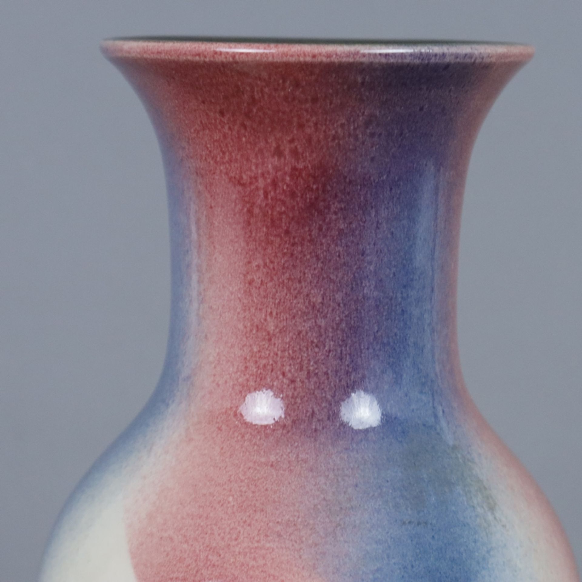 Mid Century Vase - Bay Keramik, Deutschland um 1960, Balusterform, sandfarbener Scherben, farbig gl - Bild 3 aus 8