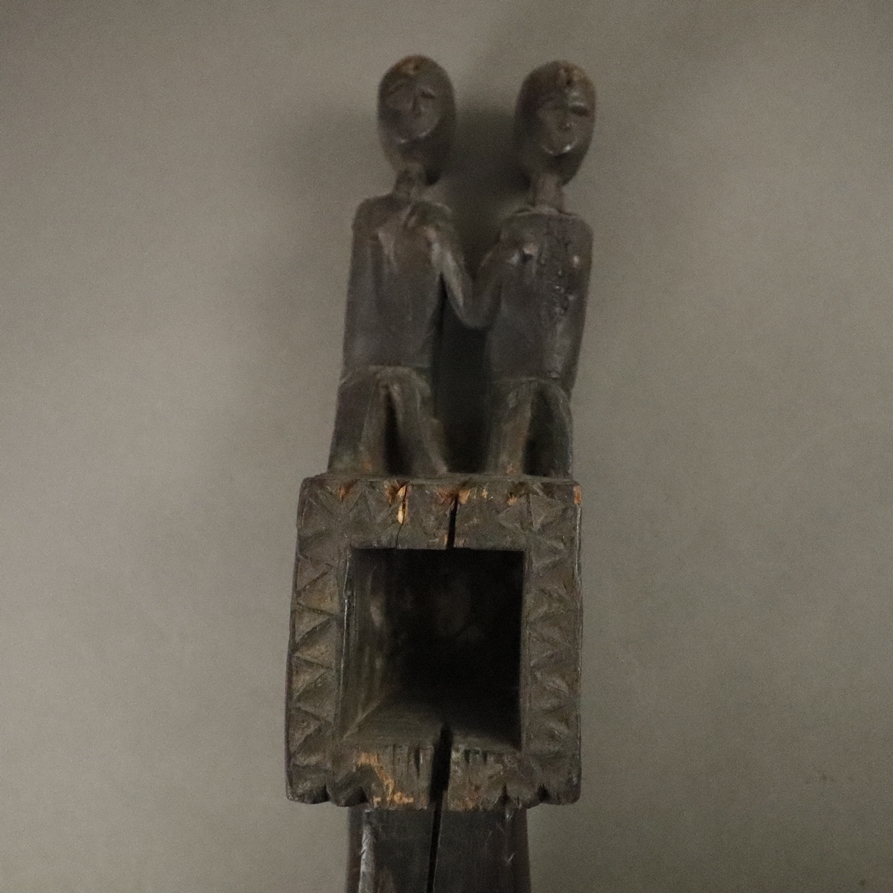 Zwei Kurzhalslauten "Dhodro Banam" - wohl Nord-Indien, 19. / frühes 20.Jh., Holz, geschnitzt, dunke - Image 6 of 9