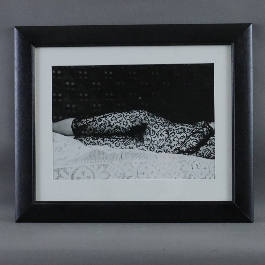 Man Ray (1890 Philadelphia -1976 Paris, nach) - "Untitled" 1926), schwarz/weißer Offsetdruck, Sicht - Image 2 of 2