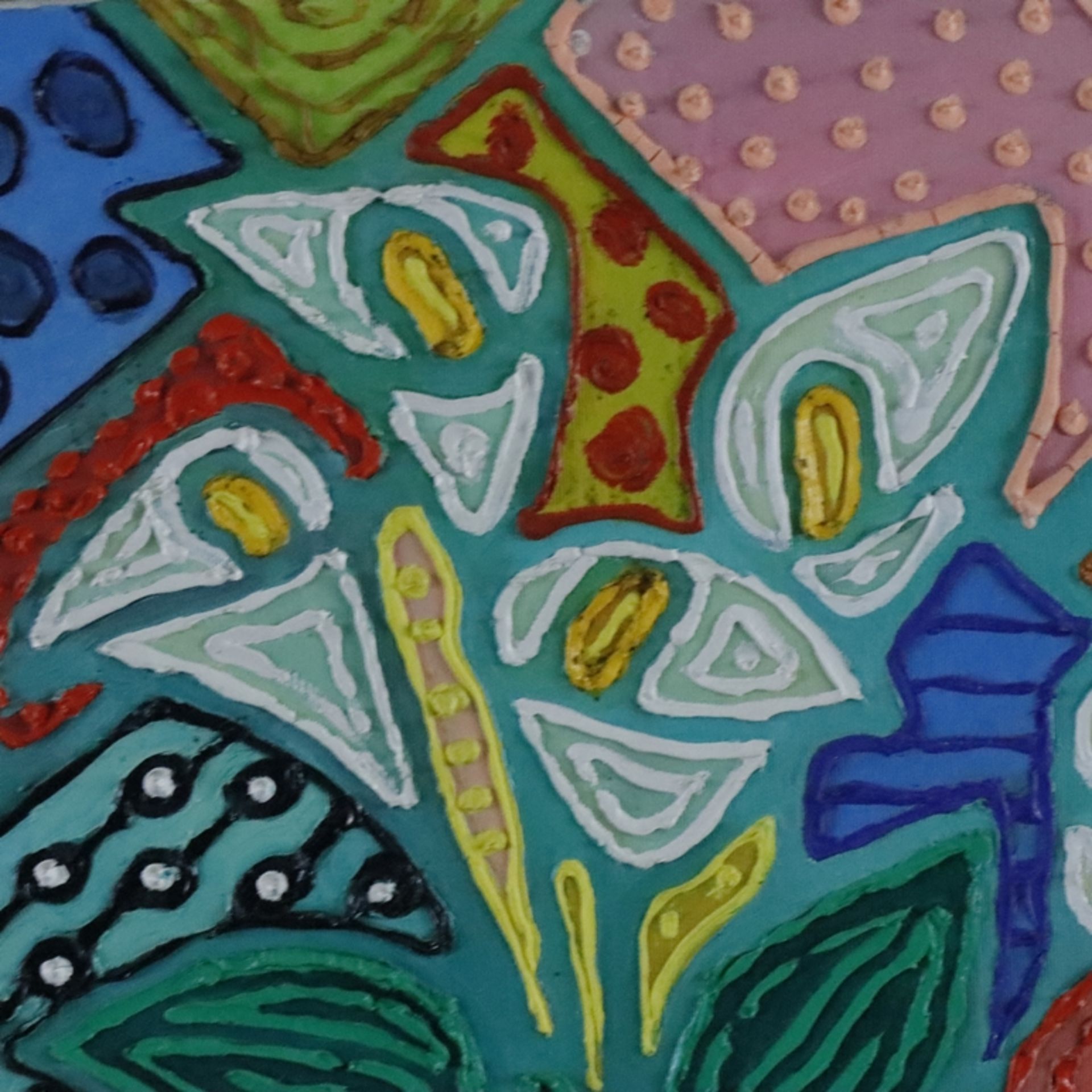 Unbekannte/r Künstler/in (XX/XIX) - Farbenfrohes Stillleben mit stilisierten Calla-Blüten, Acryl au - Image 4 of 7
