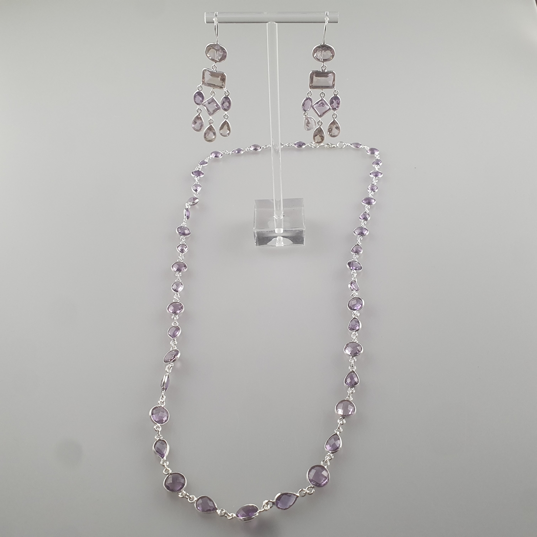 Silbercollier & Paar Chandelier-Ohrhänger mit Amethysten - Sterling Silber 925/000, Karabinerschlie - Image 3 of 5