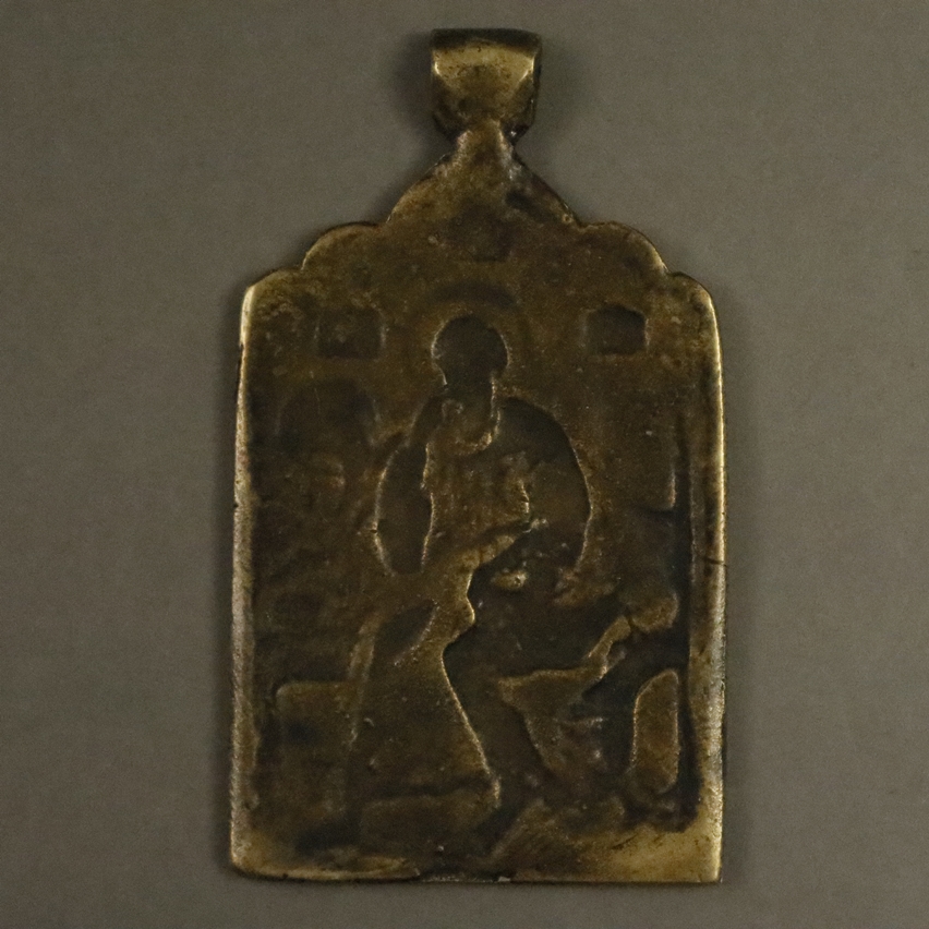 Anhängerikone - Evangelisten Johannes, Russland 18. Jh., Bronze, Reliefguss, bogenförmiger Abschlus - Image 4 of 4