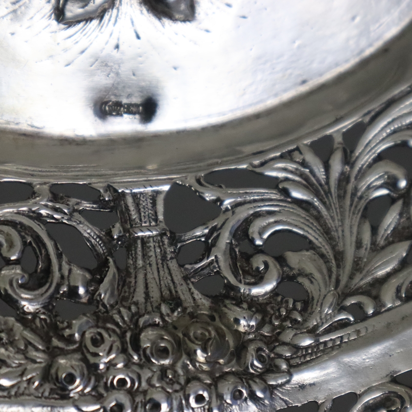 Korbschale im Barockstil - 800er Silber, ovale Form, durchbrochen gearbeiteter Rand, üppig reliefie - Image 7 of 7