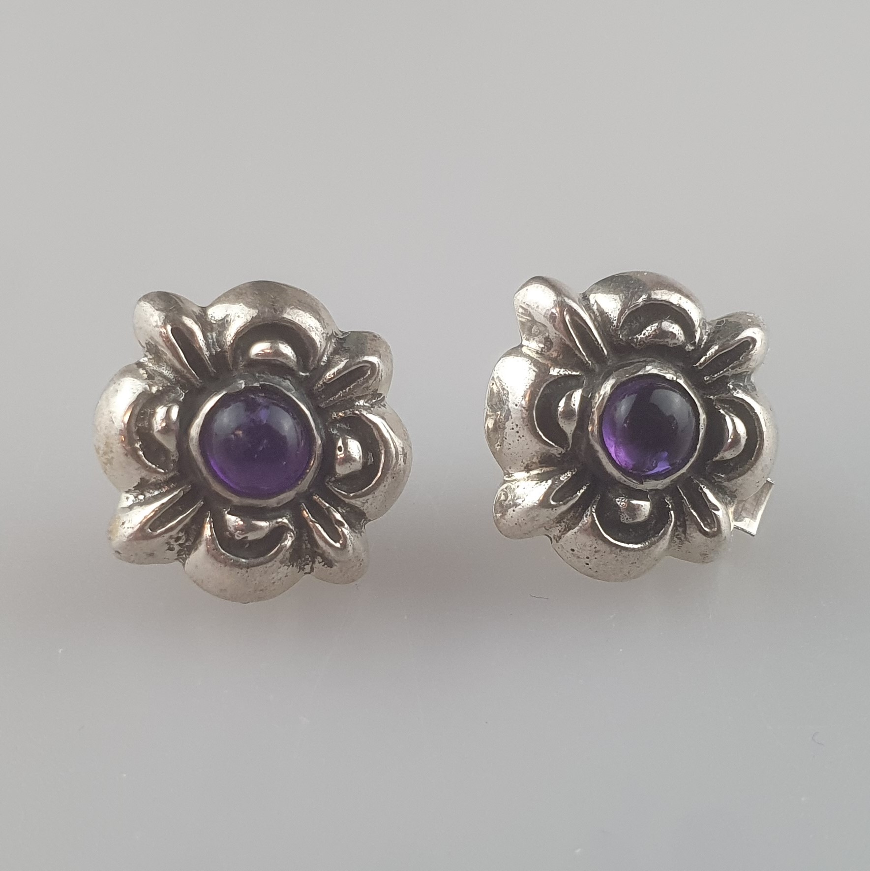 Schmuckset Ring & Paar Ohrstecker - Sterling Silber, gestempelt "925", als stilisierte Rosenblüten - Image 5 of 6