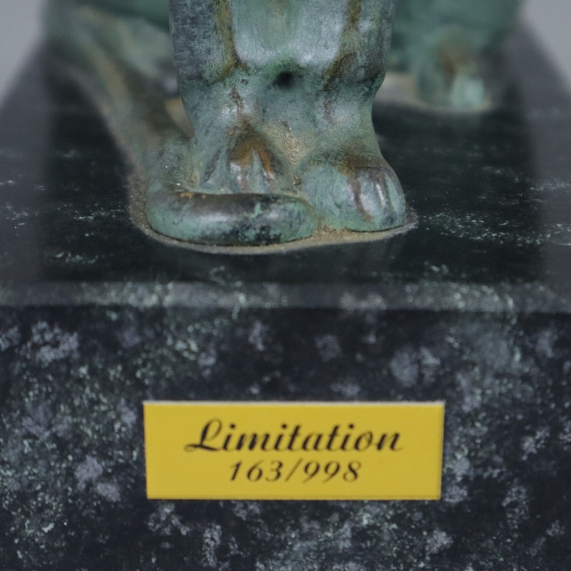 Katzengöttin Bastet - Museumsreplik nach altägyptischer Statue, Kunstguss, bronziert, auf rechtecki - Image 7 of 7