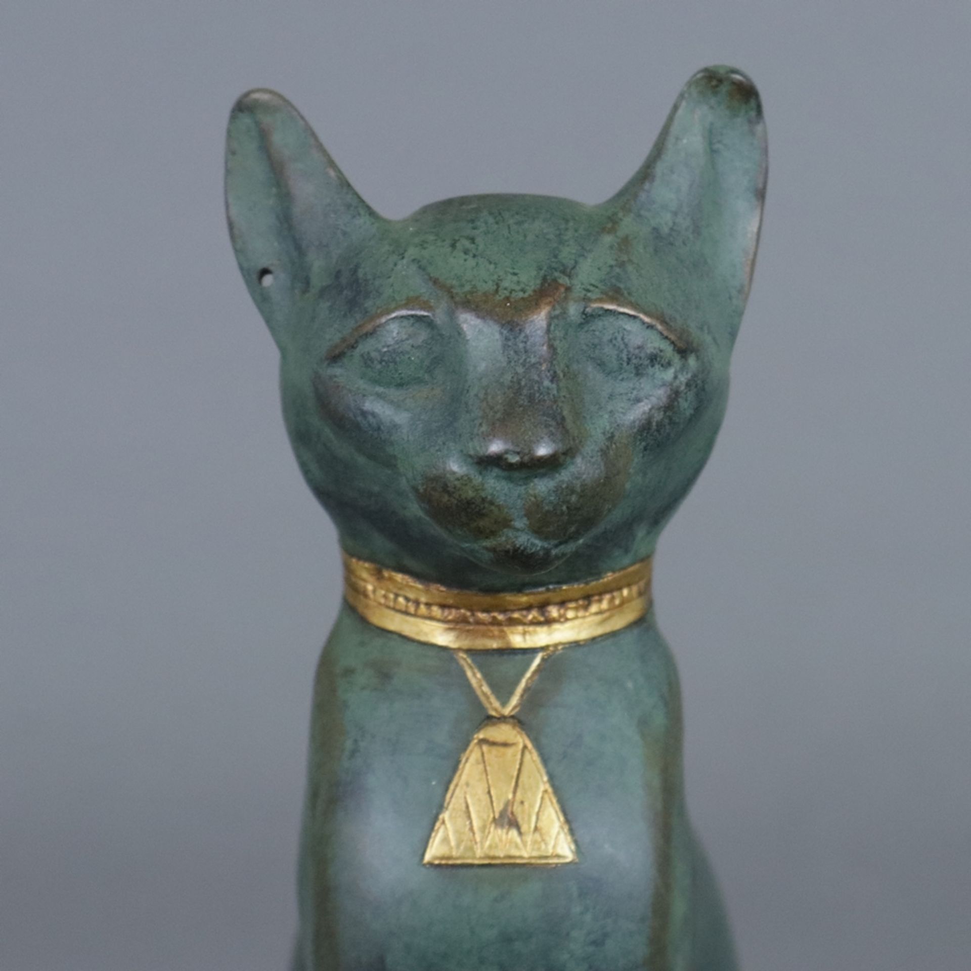 Katzengöttin Bastet - Museumsreplik nach altägyptischer Statue, Kunstguss, bronziert, auf rechtecki - Image 5 of 7