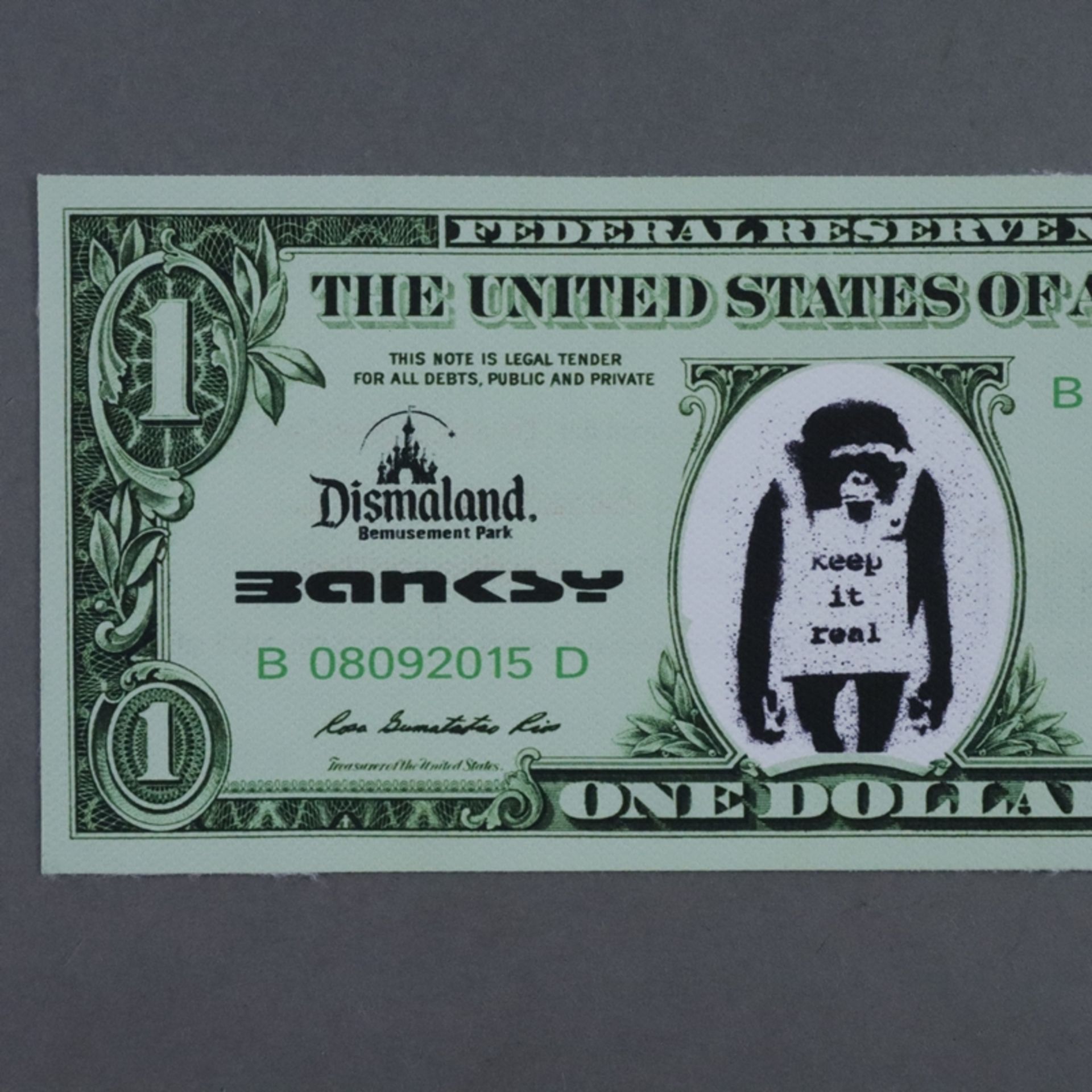 Banksy - "Dismal 1 Dollar Canvas" mit "Keep it real"-Motiv, 2015, Souvenir aus der Ausstellung "Dis - Image 3 of 6