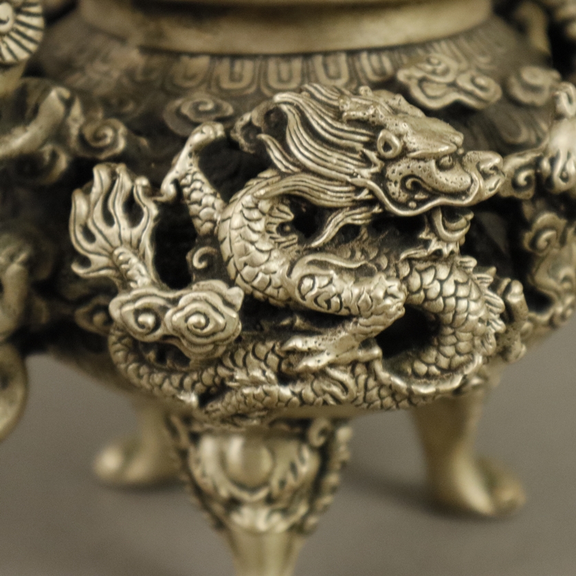 Weihrauchbrenner - China, silbriges Metall, gedrückt kugelige Schale mit Fabeltierhenkeln und vier - Image 6 of 9