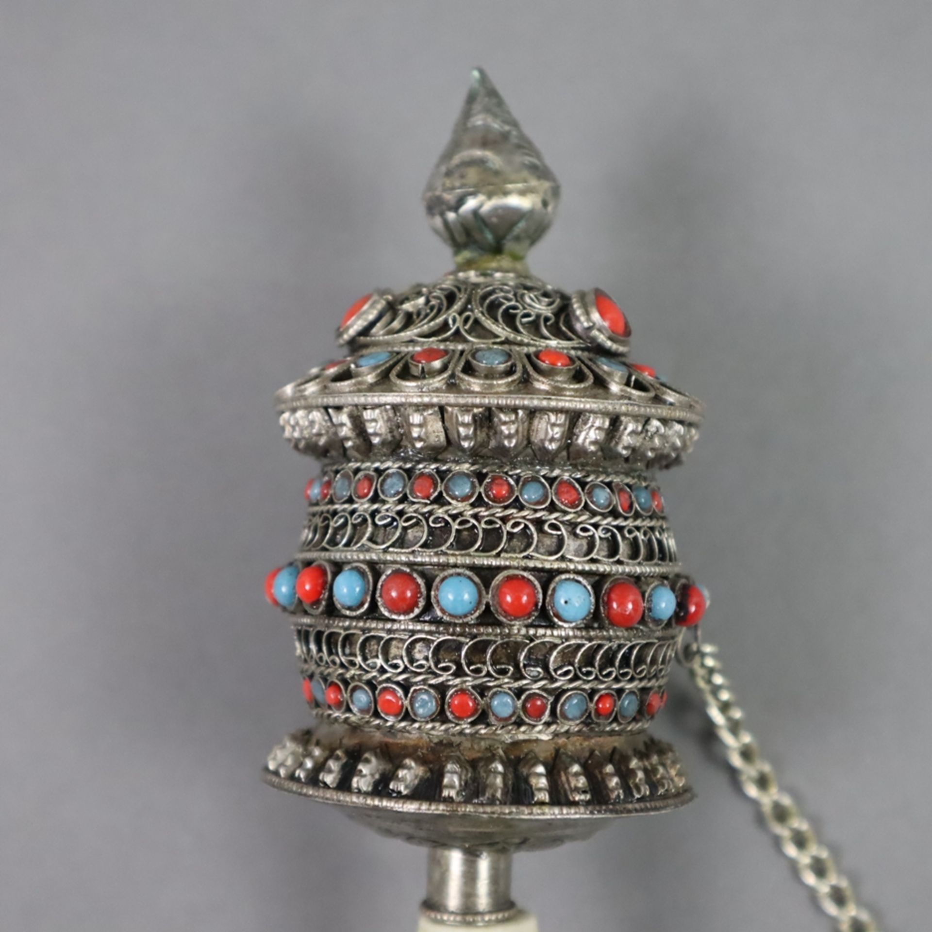 Gebetsmühle / Mani-Handrad - Tibet, Silberlegierung üppig verziert und mit Filigrandraht ornamentie - Bild 2 aus 8