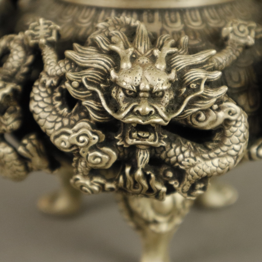 Weihrauchbrenner - China, silbriges Metall, gedrückt kugelige Schale mit Fabeltierhenkeln und vier - Image 2 of 9