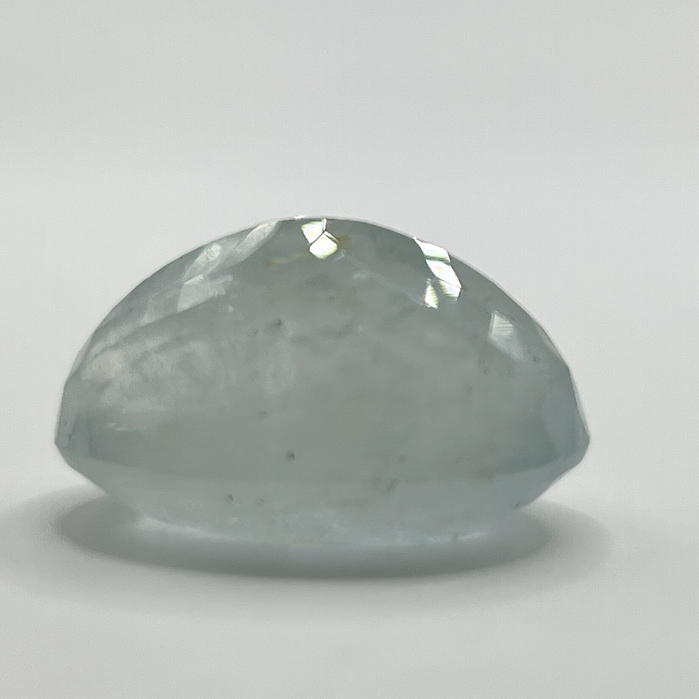 Aquamarin - 46.95ct, hell blau, ovaler Cabochon, Zertifikat "ITGLR", Nr. S209322791 - Image 2 of 5