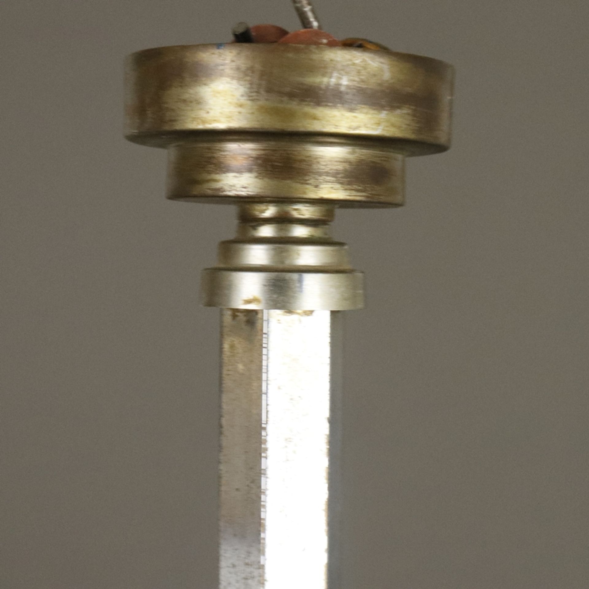 Art Déco-Deckenlampe - Frankreich um 1920/30, dreiarmiges Metallgestell mit drei Opalglas-Kugelschi - Bild 7 aus 11