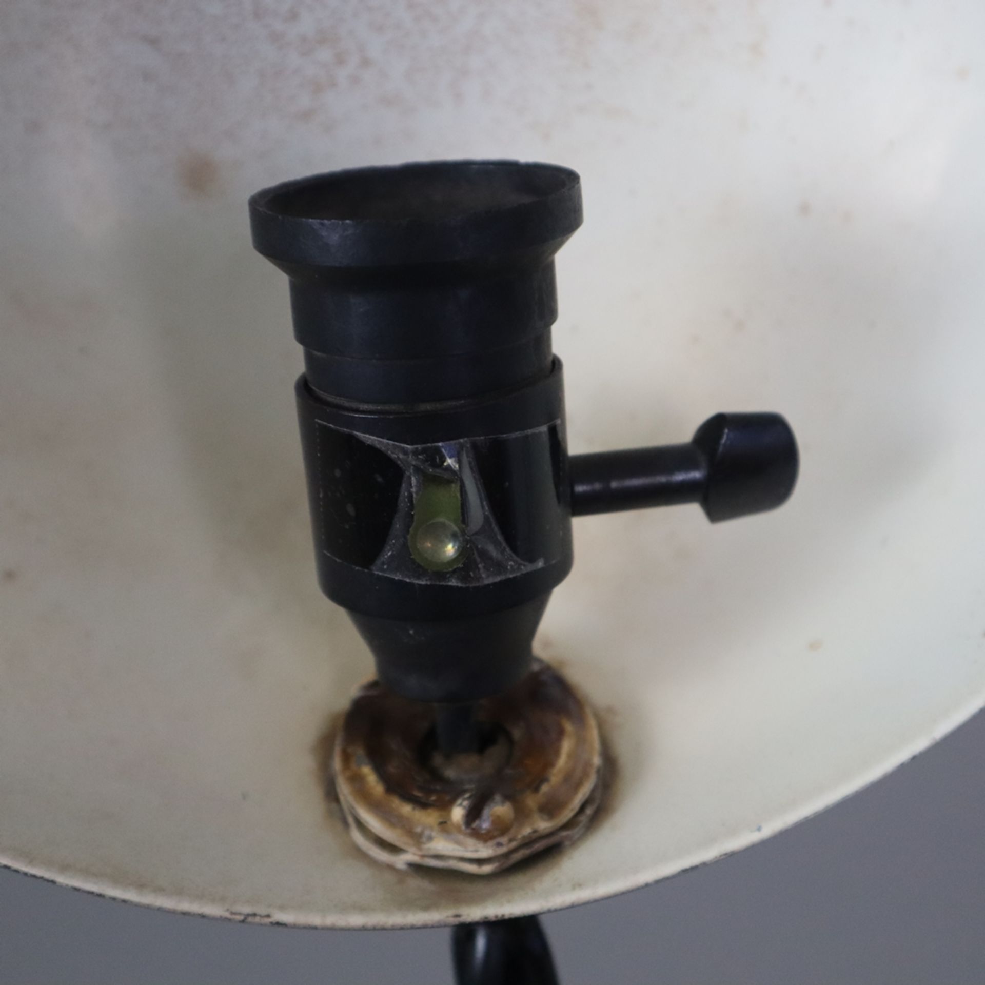 Scherenlampe -1920/30, Metall, schwarz lackiert, Schirm innen cremefarben, Scherengestell mit Leuch - Bild 4 aus 6