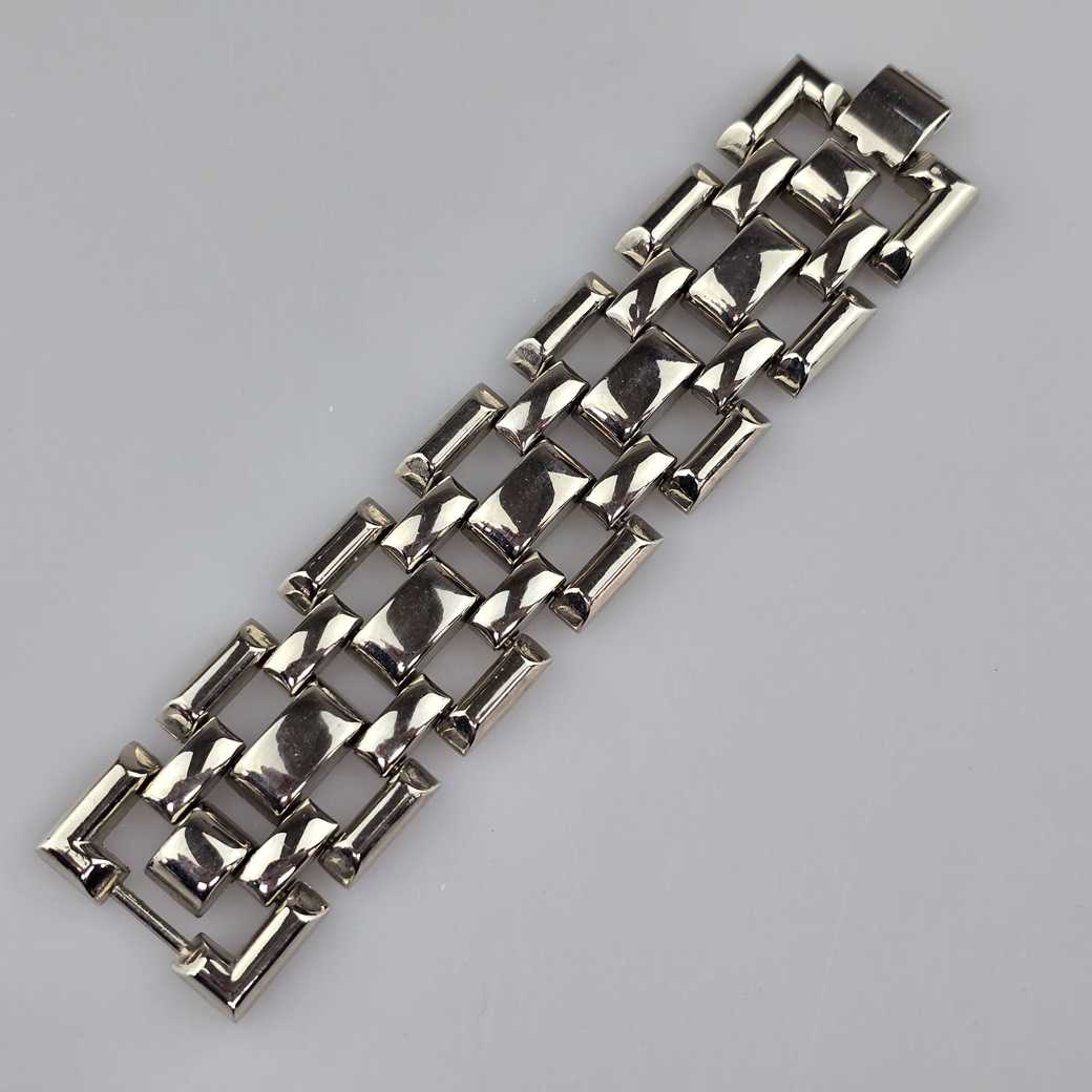 Modernistisches Vintage-Gliederarmband - Manschettenarmband in durchbrochenem Ziegelmuster mit Klap