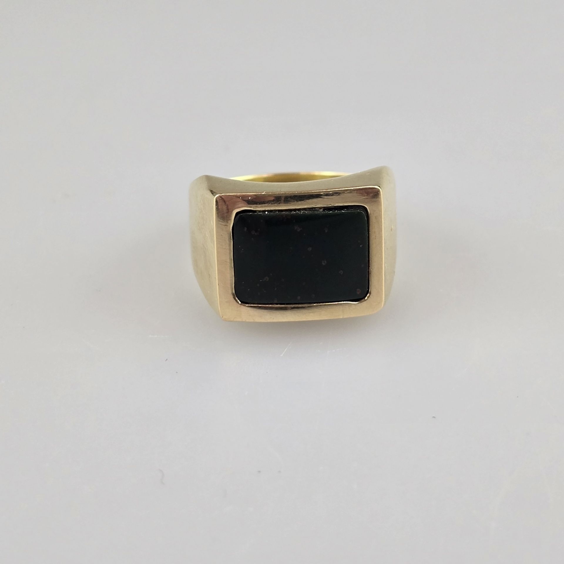 Herrenring - Bucherer, Schweiz, Gelbgold 750/000 (18 K), schlichter rechteckiger Ringkopf mit Helio - Bild 2 aus 4