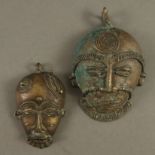 Zwei kleine Passportmasken im Baule-Stil - wohl Elfenbeinküste, Maskenanhänger, Bronze, gegossen, 1