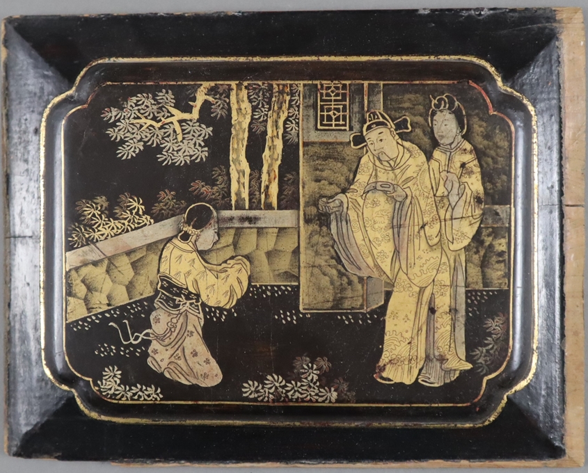 Kleines Holzpaneel mit Golddekor - China, späte Qing-Dynastie, mit feiner Goldmalerei auf Schwarzla