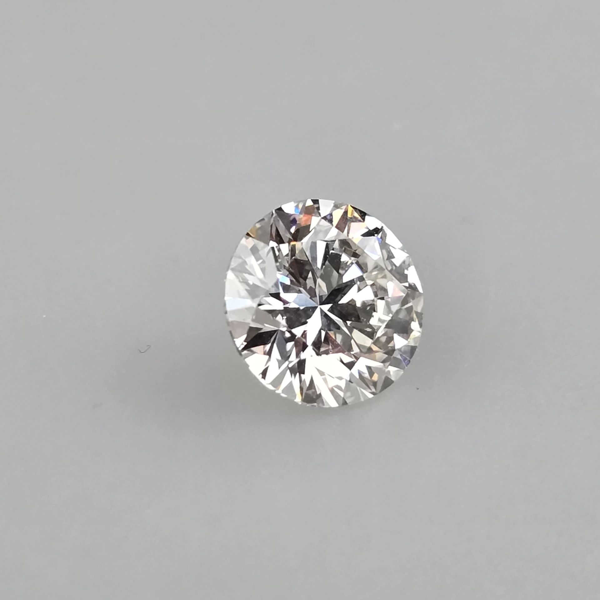 Loser Diamant von 3,03 ct. mit Lasersignatur - Labor-Brillant von idealer Qualität, Gewicht 3,03 ct - Bild 2 aus 8